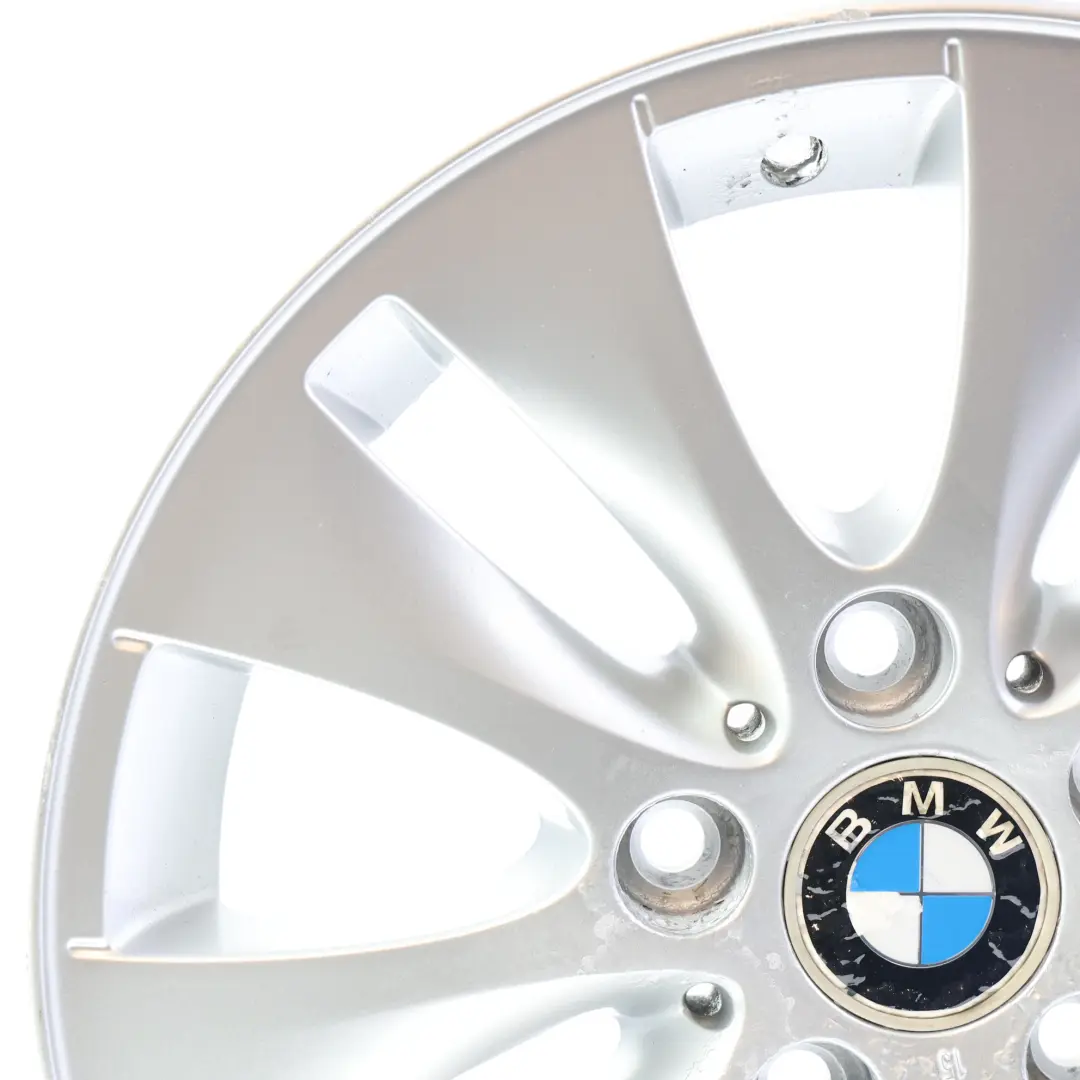 Jante en alliage leger 16" V-spoke 229 6,5J ET:42 pour BMW 1 Serie E81 E82 E87 E88 à propos du numéro de pièce 6774684 BMW 1 Serie E81 E82 E87 E88 Jante en alliage leger 16" V-spoke 229 6,5J ET:42 - SKU 6774684-1 - Numéro de pièce 6774684