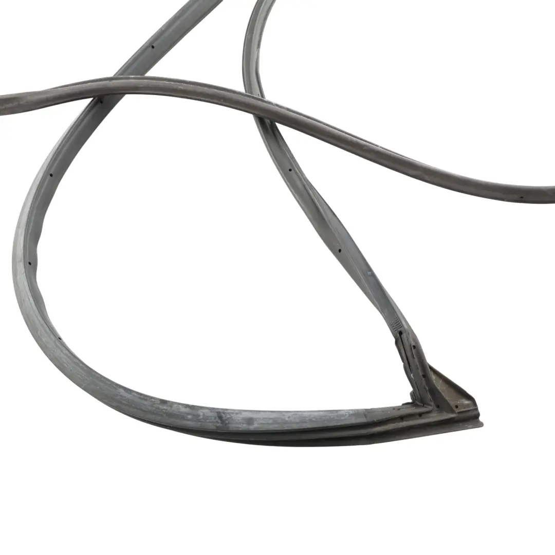 Toyota Verso R2 Mk2 Front Door Seal Rubber Gasket Right O/S 67861-0F020 - SKU 678610F020 - Part number 678610F020