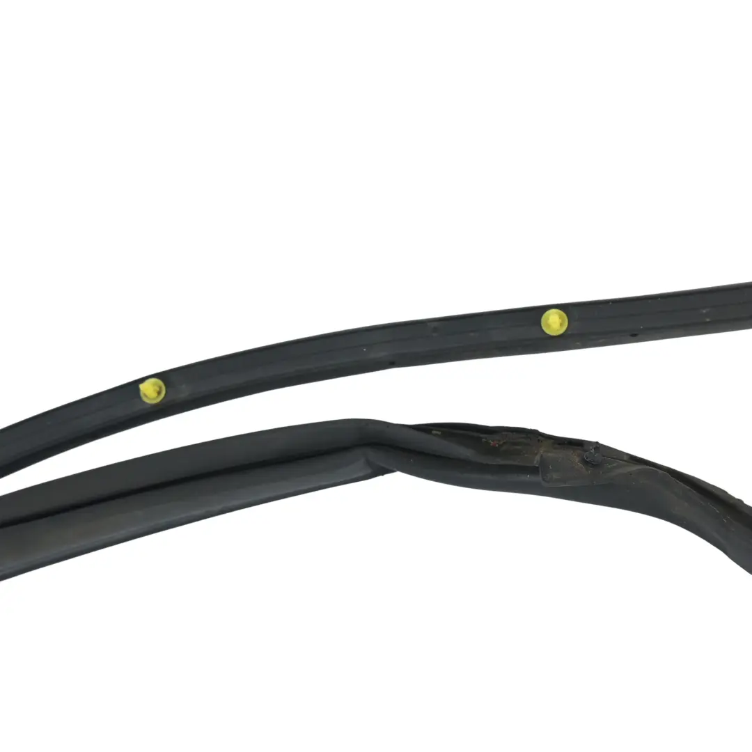 Uszczelka Drzwi Przednich Lewych do Toyota Auris E15 o numerze 6786202170 Toyota Auris E15 Uszczelka Drzwi Przednich Lewych - SKU 6786202170 - Numer Części 6786202170