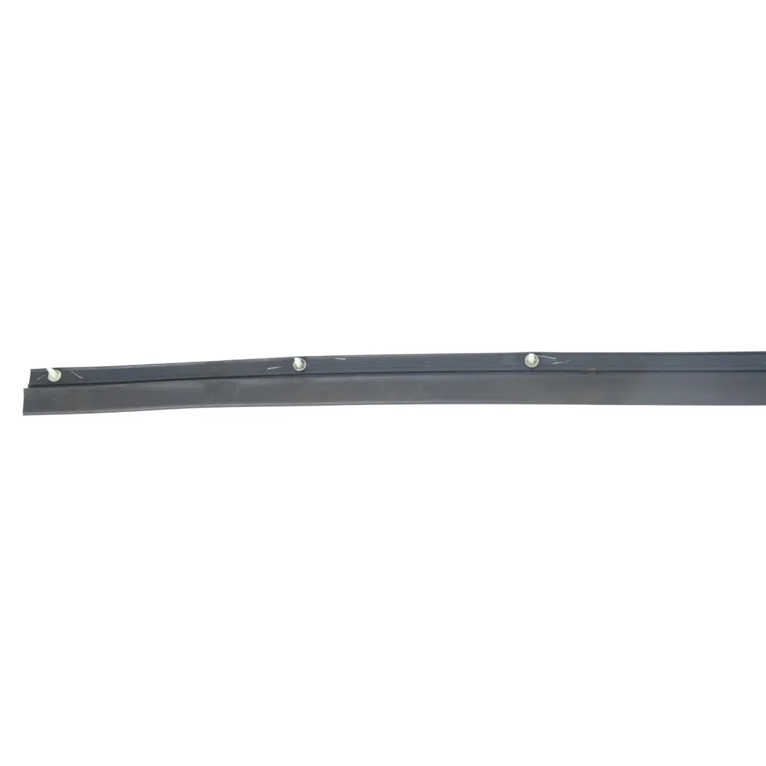 Toyota Avensis T270 Joint Garniture Porte Avant Gauche - SKU 6786605030 - Numéro de pièce 6786605030