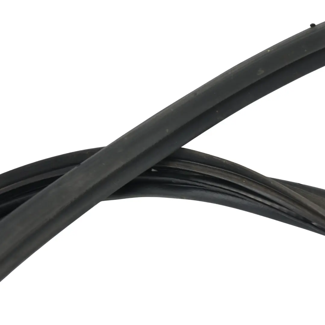 Toyota Auris E15 Rear Tailgate Boot Lid Seal Gasket Rubber - SKU 6788102080 - Part number 6788102080