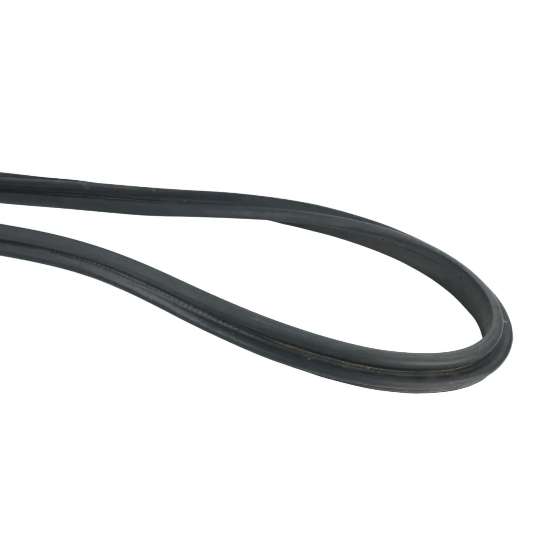 Joint Caoutchouc Hayon Coffre Arrière pour Toyota Auris E15 à propos du numéro de pièce 6788102080 Toyota Auris E15 Joint Caoutchouc Hayon Coffre Arrière - SKU 6788102080 - Numéro de pièce 6788102080