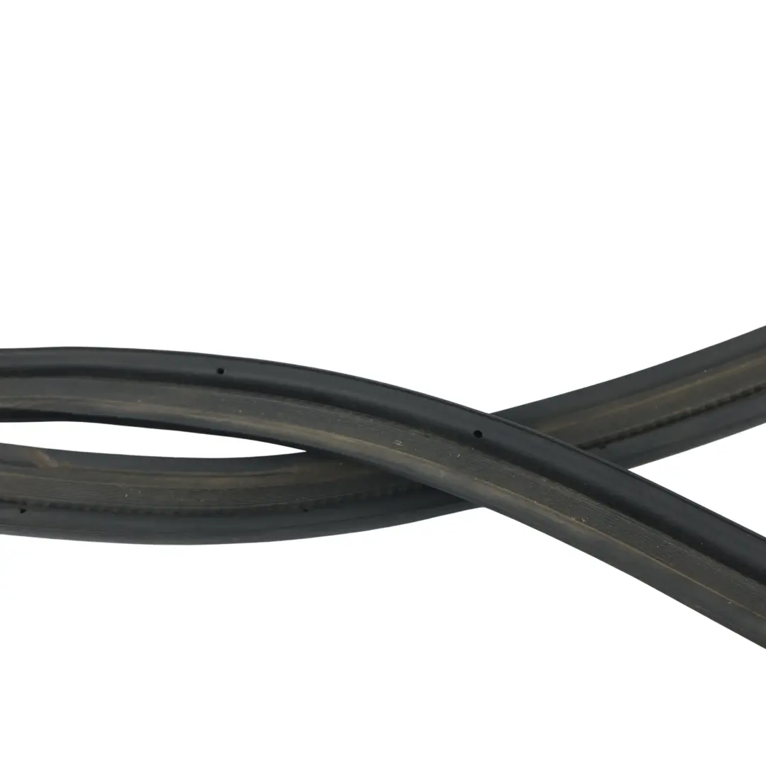 Toyota Auris E15 Rear Tailgate Boot Lid Seal Gasket Rubber - SKU 6788102080 - Part number 6788102080