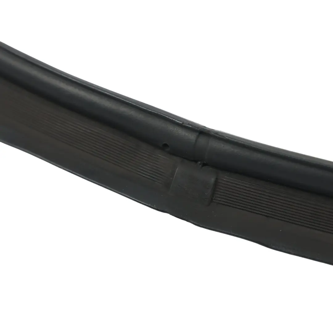 Break Joint Coffre Hayon Arrière pour Toyota Avensis T270 à propos du numéro de pièce 6788105060 Toyota Avensis T270 Break Joint Coffre Hayon Arrière - SKU 6788105060 - Numéro de pièce 6788105060