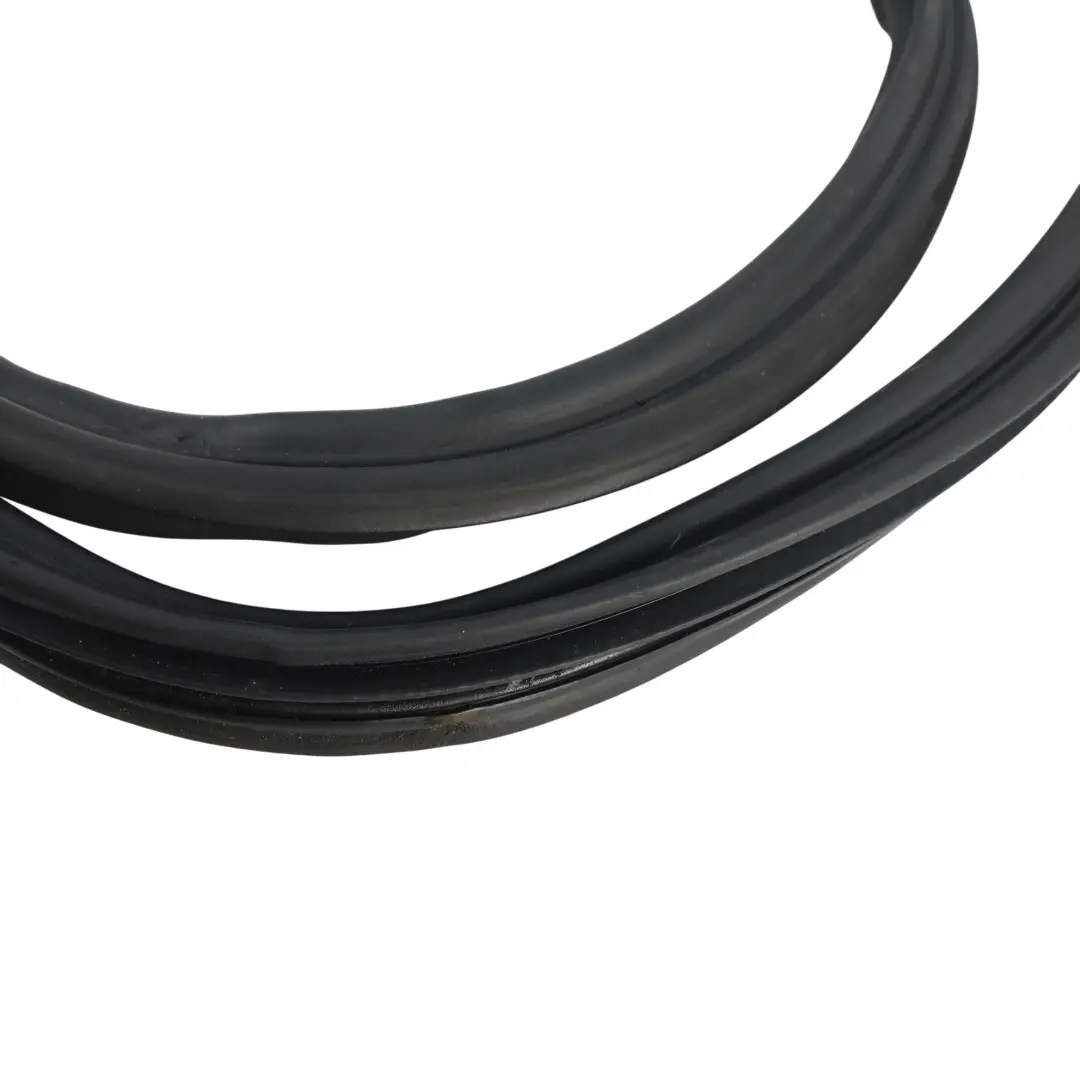 Junta Goma Puerta Maletero para Toyota Avensis T270 Estate con número de pieza 6788105060 Toyota Avensis T270 Estate Junta Goma Puerta Maletero - SKU 6788105060 - Número de pieza 6788105060