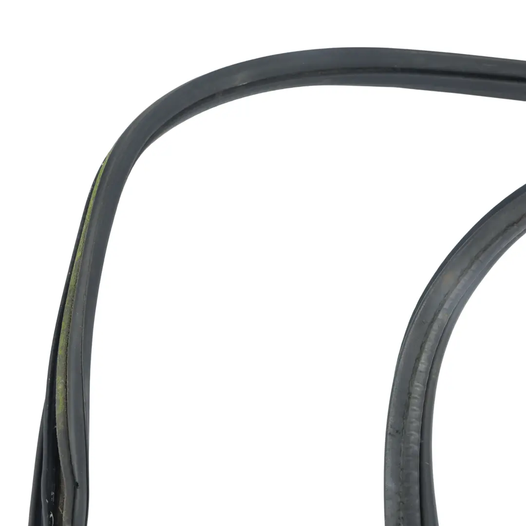 Toyota Aygo B1 Joint Coffre Hayon Caoutchouc Étanchéité - SKU 678810H011 - Numéro de pièce 678810H011