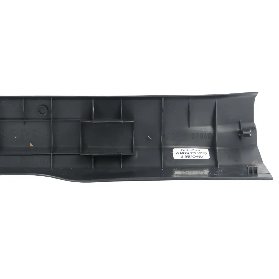 Modanatura Porta Posteriore Destra Grigio Scuro per Toyota Auris E15 con numero di parte 6791702060B1 Toyota Auris E15 Modanatura Porta Posteriore Destra Grigio Scuro - SKU 6791702060B1 - Numero di parte 6791702060B1