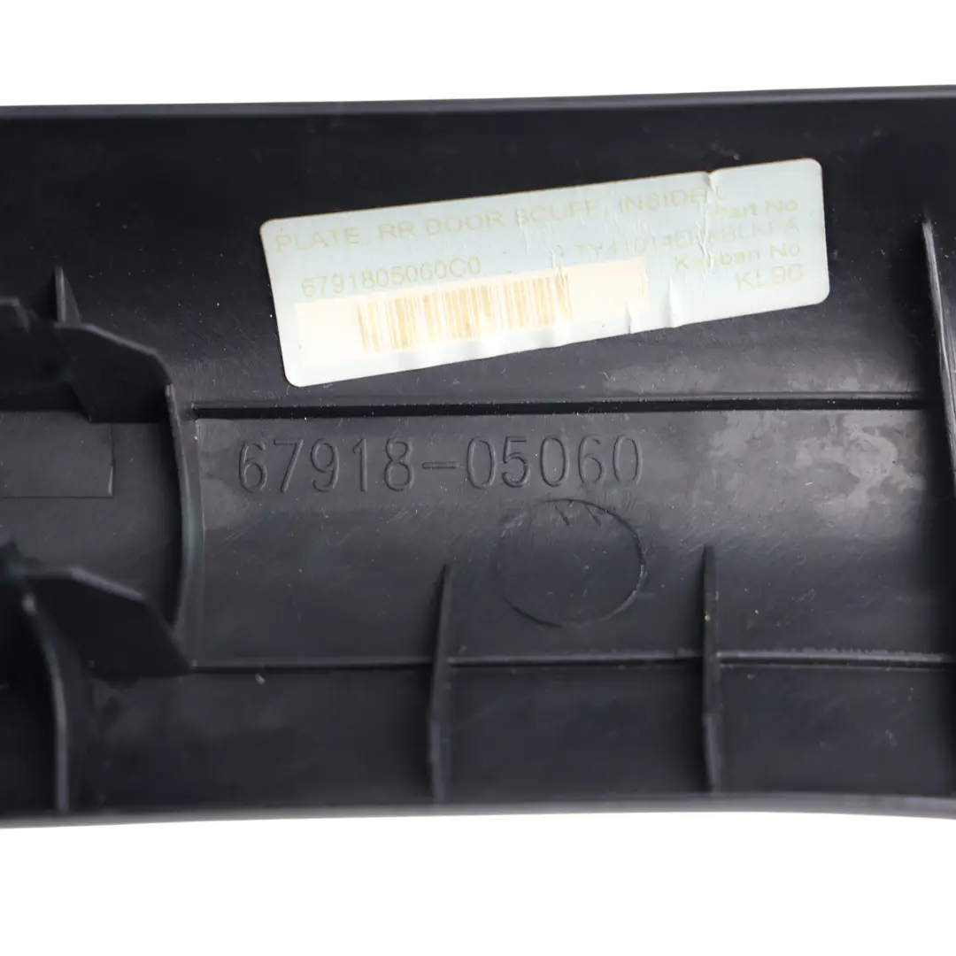 Toyota Avensis T270 Osłona Progu Drzwi Tylna Lewa 6791805060 - SKU 6791805060C0 - Numer Części 6791805060C0