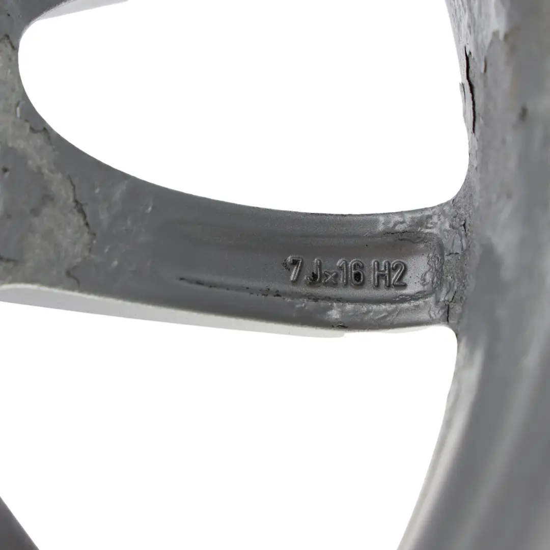 Jante Alliage Argent 16" 7J ET:40 V-Spoke 378 pour BMW F20 F21 F22 F23 à propos du numéro de pièce 6796202 BMW F20 F21 F22 F23 Jante Alliage Argent 16" 7J ET:40 V-Spoke 378 - SKU 6796202-SL1 - Numéro de pièce 6796202