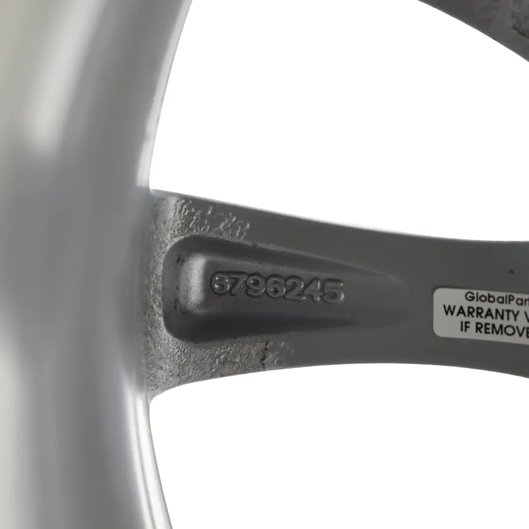 Felga Aluminiowa Tył 17" 8,5J ET:47 V-Spoke 395 do BMW F30 F31 F32 F33 o numerze 6796245 BMW F30 F31 F32 F33 Felga Aluminiowa Tył 17" 8,5J ET:47 V-Spoke 395 - SKU 6796245-SL2 - Numer Części 6796245