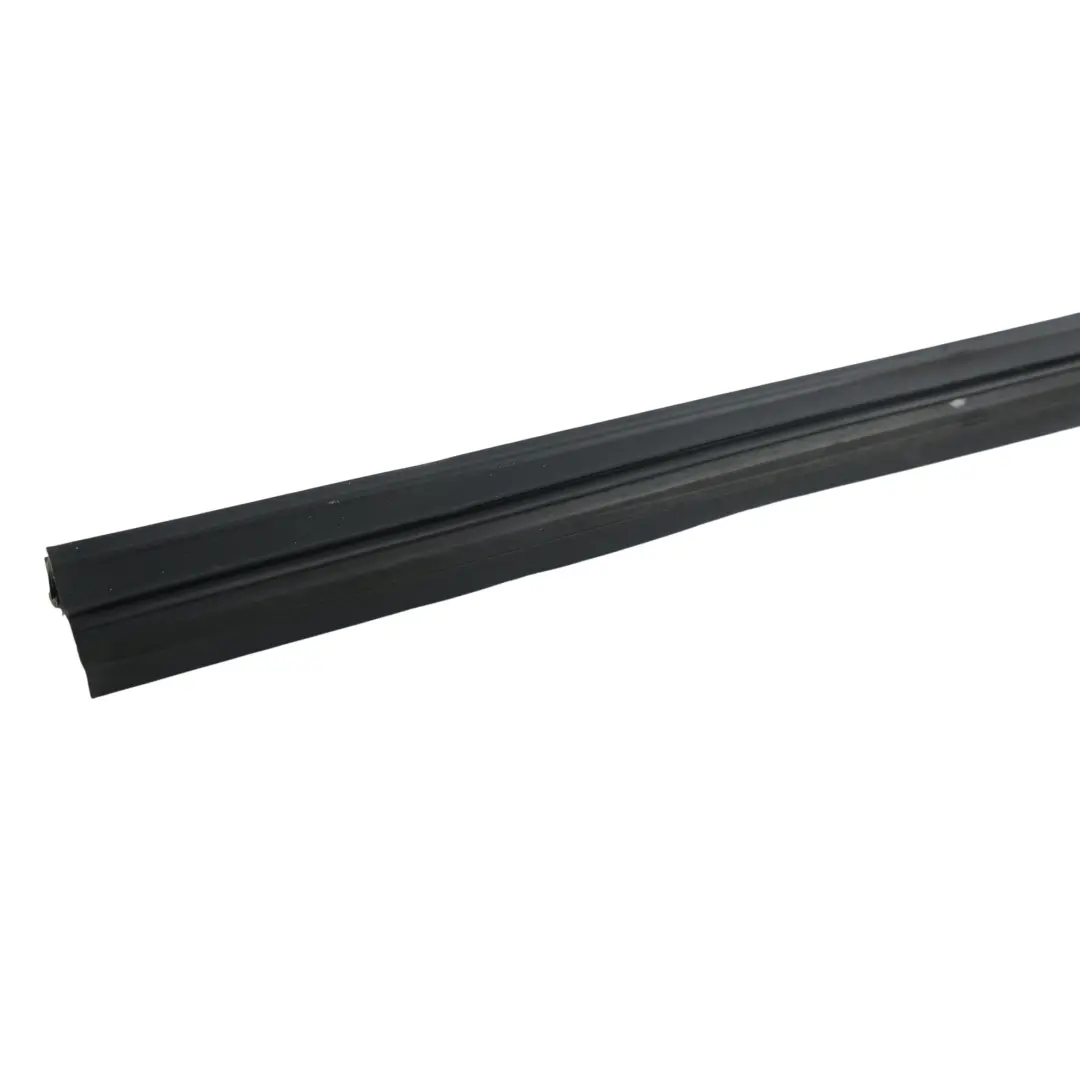 Uszczelka Prowadnica Szyby Drzwi Przód Prawa do Toyota Avensis T270 o numerze 6814105040 Toyota Avensis T270 Uszczelka Prowadnica Szyby Drzwi Przód Prawa - SKU 6814105040 - Numer Części 6814105040