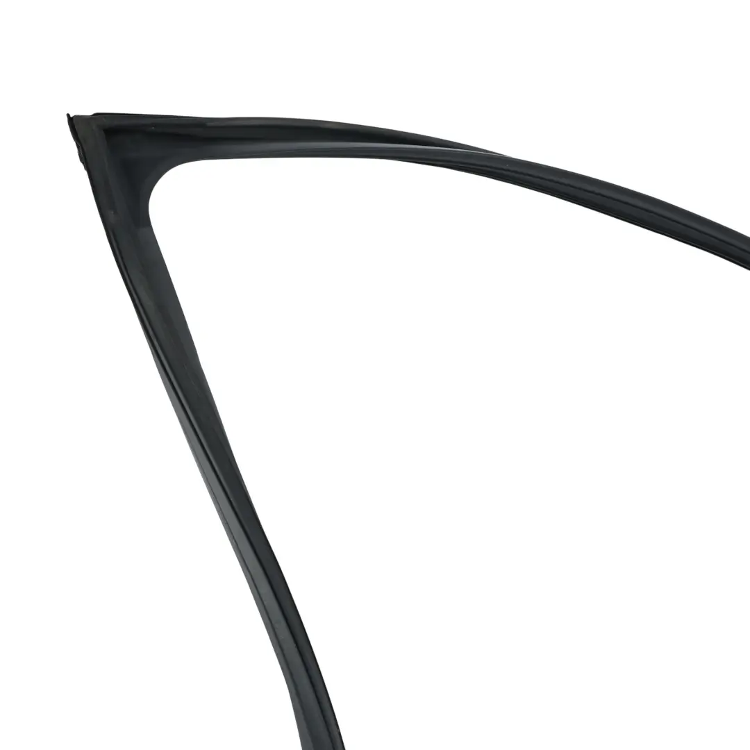 Guarnizione Guida Vetro Porta Anteriore Destra per Toyota Avensis T270 con numero di parte 6814105040 Toyota Avensis T270 Guarnizione Guida Vetro Porta Anteriore Destra - SKU 6814105040 - Numero di parte 6814105040