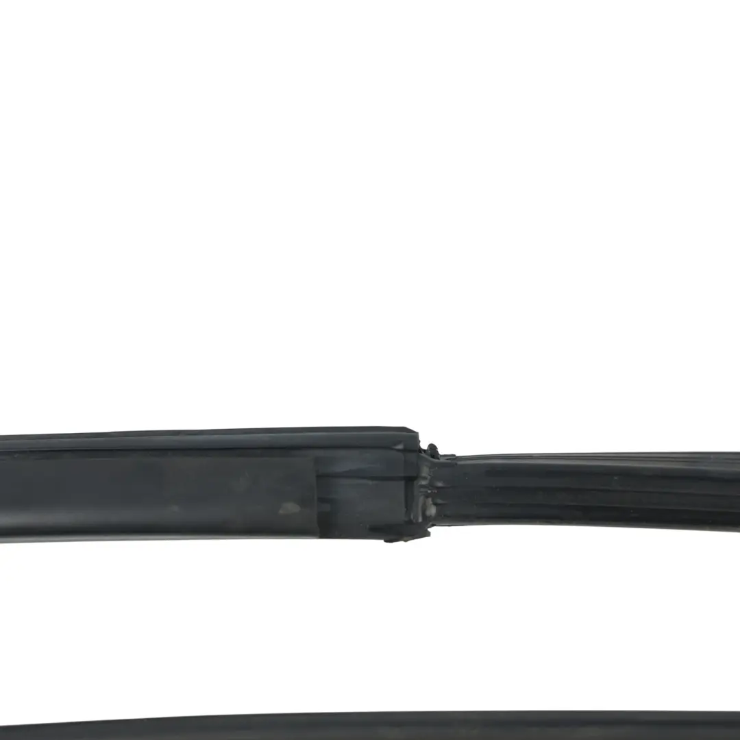 Toyota Yaris P9 5D Guarnizione Canalino Vetro Porta Anteriore Destra - SKU 681410D090 - Numero di parte 681410D090