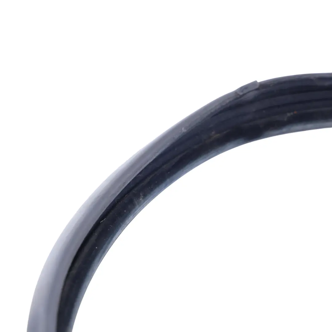 Joint Glissière Vitre Porte Avant Droite pour Toyota Aygo B1 à propos du numéro de pièce 681410H010 Toyota Aygo B1 Joint Glissière Vitre Porte Avant Droite - SKU 681410H010 - Numéro de pièce 681410H010