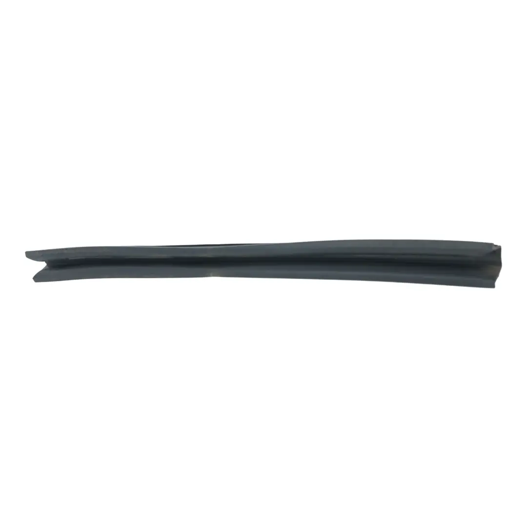 Joint Coulisse Vitre Porte Avant Gauche Droite pour Toyota Celica T23 à propos du numéro de pièce 6814120310 Toyota Celica T23 Joint Coulisse Vitre Porte Avant Gauche Droite - SKU 6814120310 - Numéro de pièce 6814120310