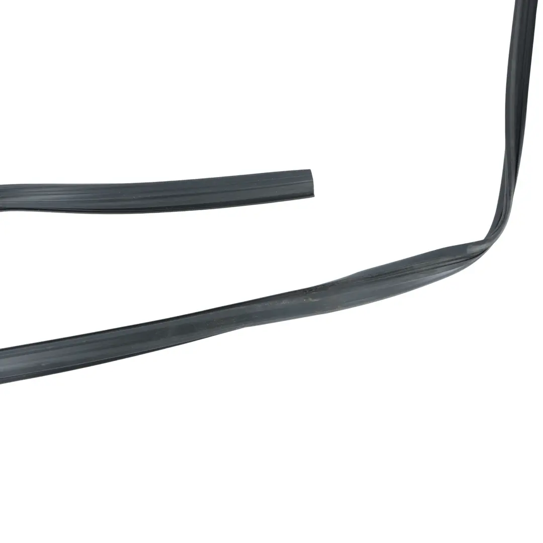 Toyota Corolla E12 Joint Coulisse Vitre Porte Avant Gauche - SKU 6815102071 - Numéro de pièce 6815102071