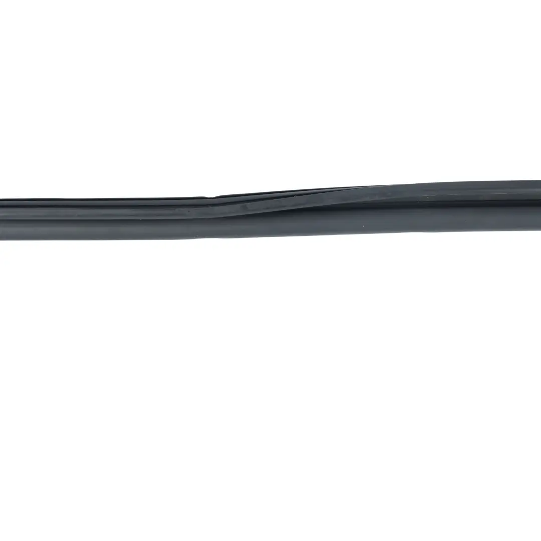 Toyota Auris E15 Joint Glissière Vitre Porte Arrière Gauche - SKU 6815202110 - Numéro de pièce 68152-02110