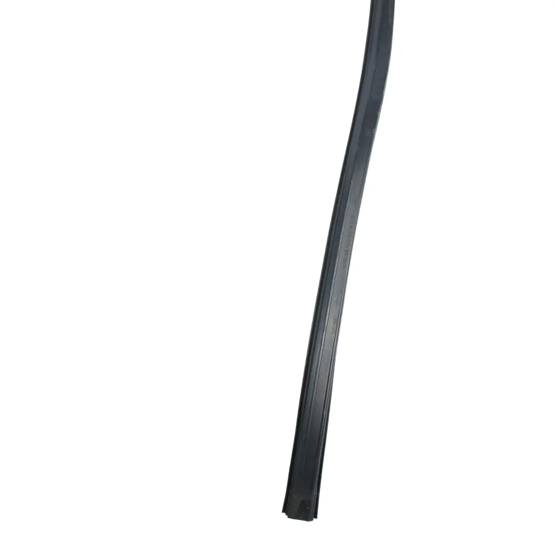 Toyota Yaris P9 Hinten Türscheibe Führungsschiene Dichtung Links - SKU 681520D050 - Teilenummer 681520D050