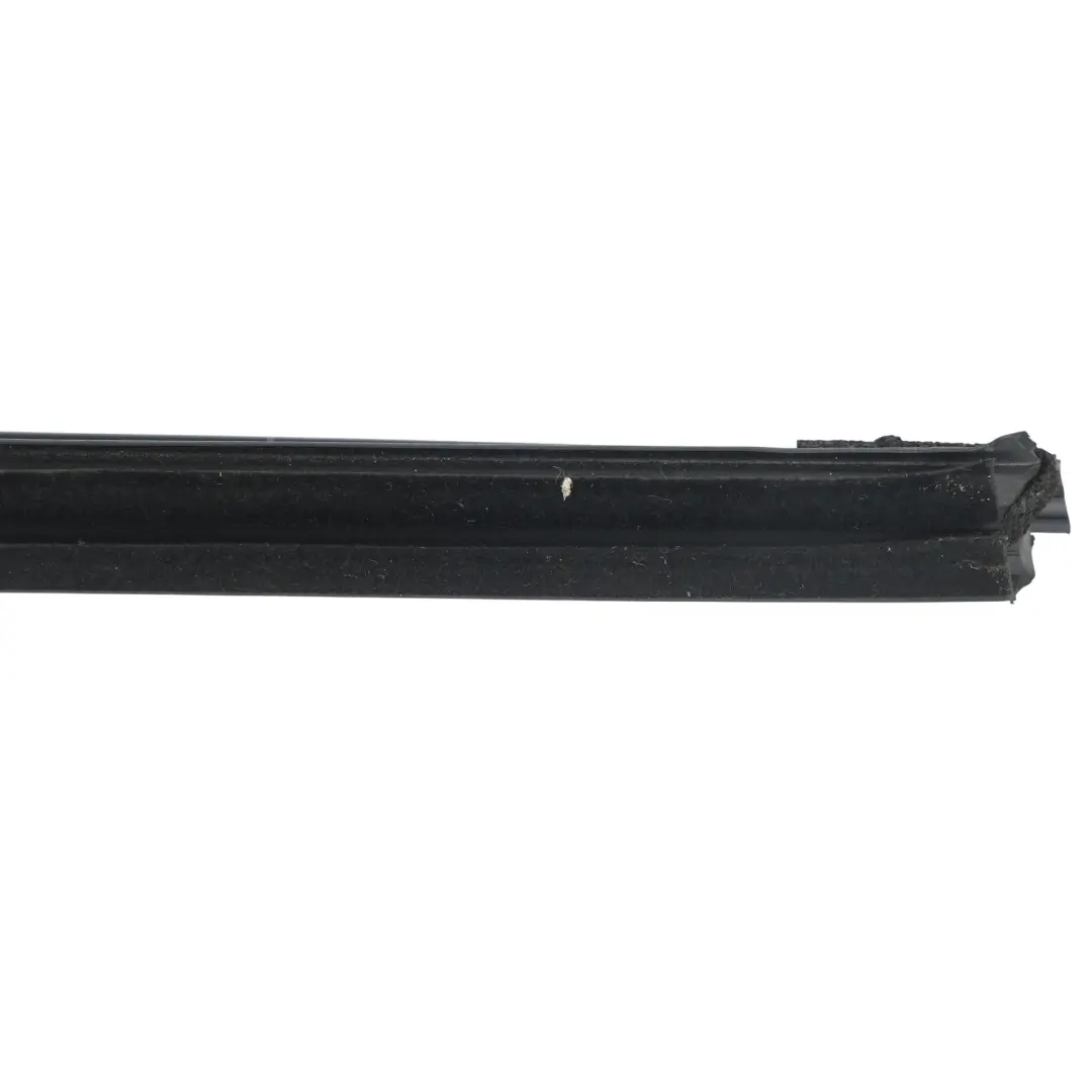 Toyota Avensis T270 Junta Interior Cristal Puerta Delantera Derecha - SKU 6817105060 - Número de pieza 6817105060