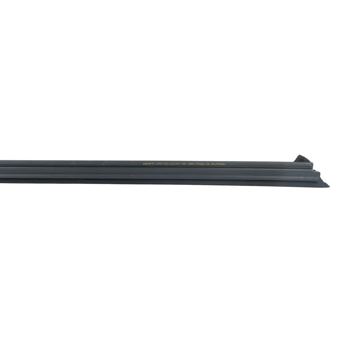 Junta Interior Cristal Puerta Delantera Izquierda para Toyota Avensis T270 con número de pieza 6817205060 Toyota Avensis T270 Junta Interior Cristal Puerta Delantera Izquierda - SKU 6817205060 - Número de pieza 6817205060