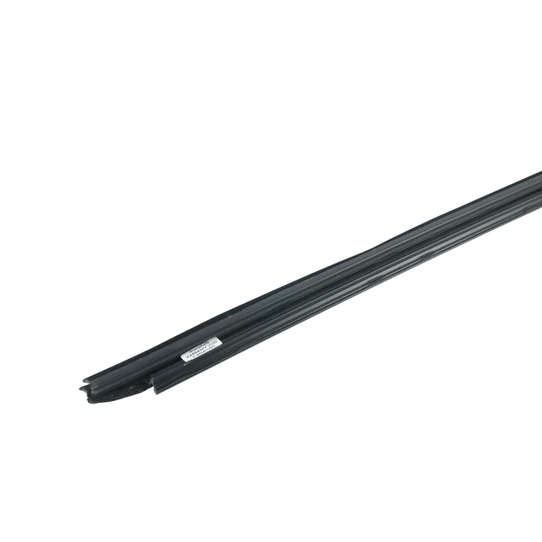 Toyota Auris E15 Uszczelka Szyby Drzwi Tylnych Wewnętrzna Prawa 68173021 - SKU 6817302120 - Numer Części 6817302120