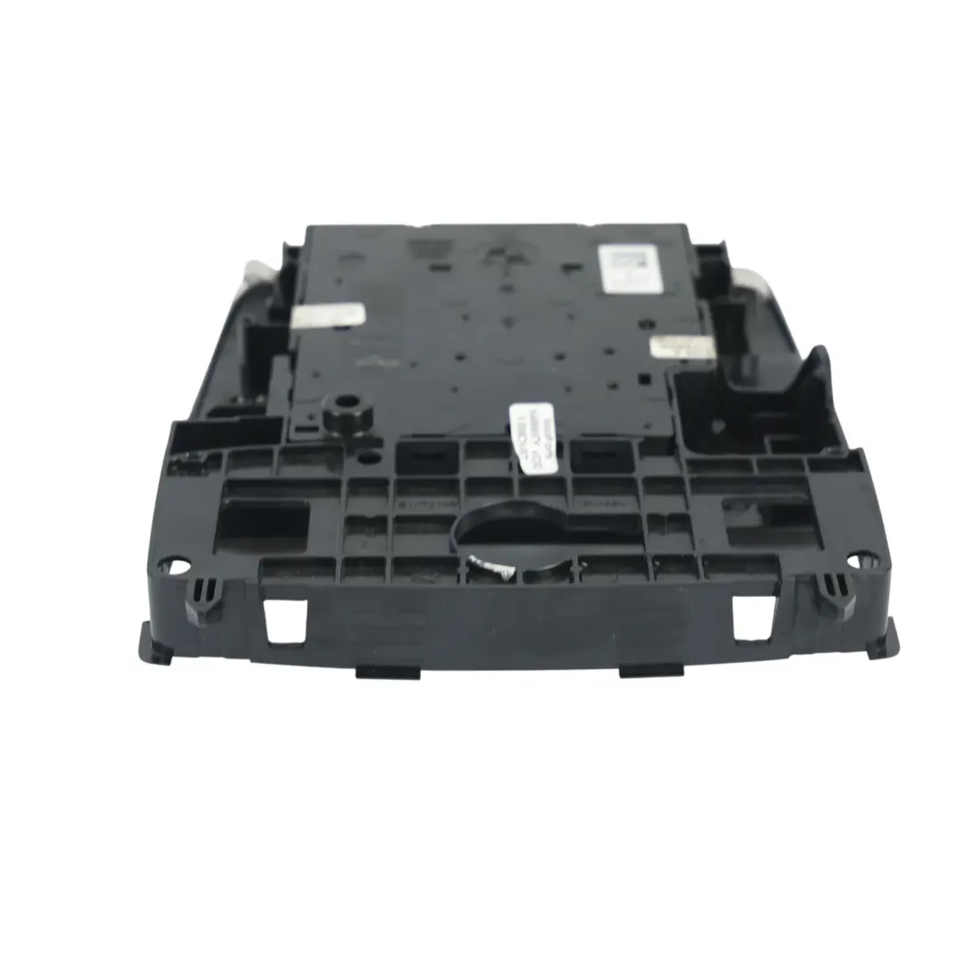 Lampka Sufitowa Wnętrza Panel Przełącznika do BMW F45 F46 X1 F48 o numerze 6820167 BMW F45 F46 X1 F48 Lampka Sufitowa Wnętrza Panel Przełącznika - SKU 6820167-6 - Numer Części 6820167