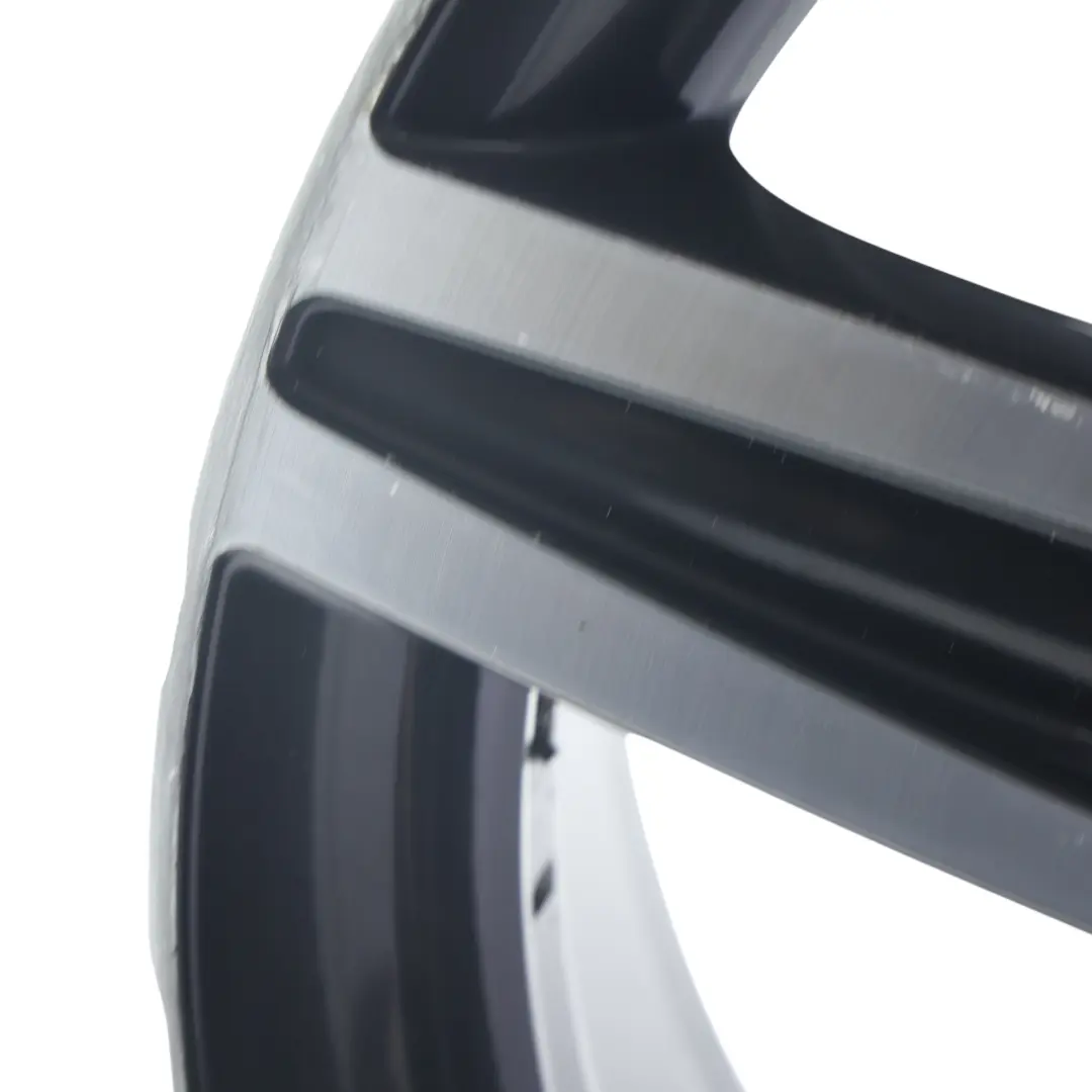 Felga Aluminiowa 17" 7,5J do BMW F20 F21 o numerze 6850151 BMW F20 F21 Felga Aluminiowa 17" 7,5J - SKU 6850151-13 - Numer Części 6850151