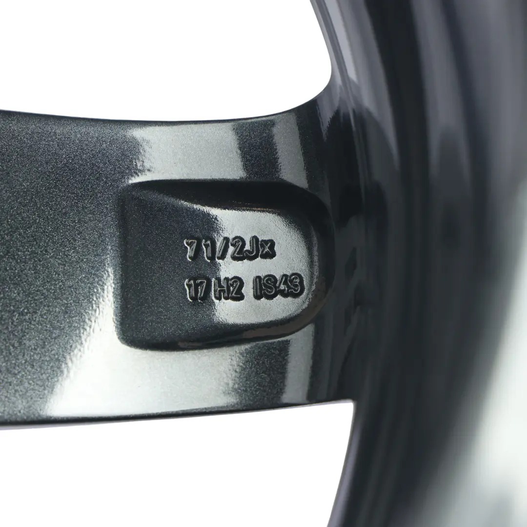 Szara Felga Aluminiowa 17" 379 ET:43 7,5J do BMW F20 F21 F22 F23 o numerze 6850151 BMW F20 F21 F22 F23 Szara Felga Aluminiowa 17" 379 ET:43 7,5J - SKU 6850151-19 - Numer Części 6850151