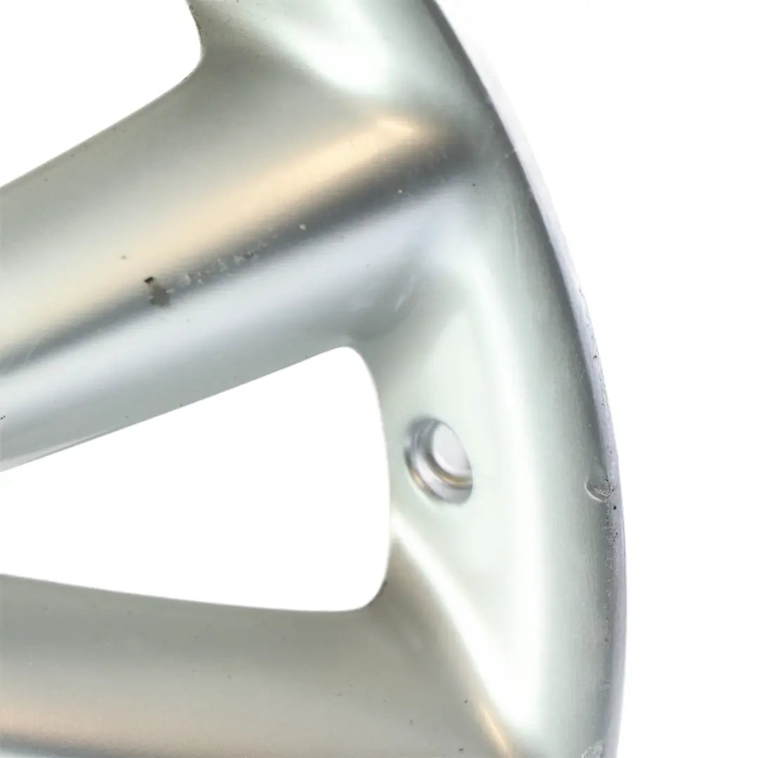 Felga Aluminiowa Srebrna 17" 7,5J ET:54 do Mini Clubman F54 o numerze 6856045 Mini Clubman F54 Felga Aluminiowa Srebrna 17" 7,5J ET:54 - SKU 6856045-1 - Numer Części 6856045