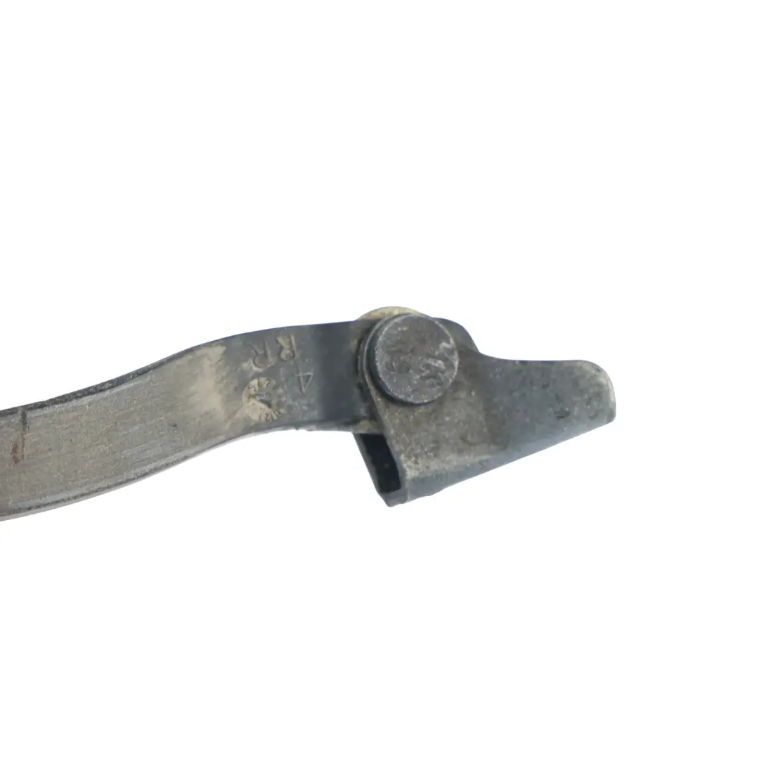 Arrêt de Porte Avant Droite pour Toyota Yaris P9 à propos du numéro de pièce 686100D041 Toyota Yaris P9 Arrêt de Porte Avant Droite - SKU 686100D041 - Numéro de pièce 686100D041