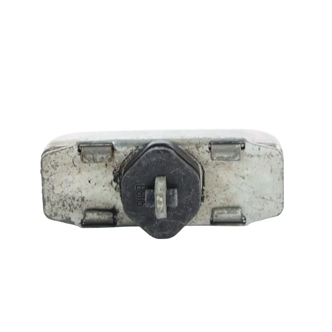 Limitador Puerta Trasera Derecha para Toyota Avensis T270 con número de pieza 6863005050 Toyota Avensis T270 Limitador Puerta Trasera Derecha - SKU 6863005050 - Número de pieza 6863005050
