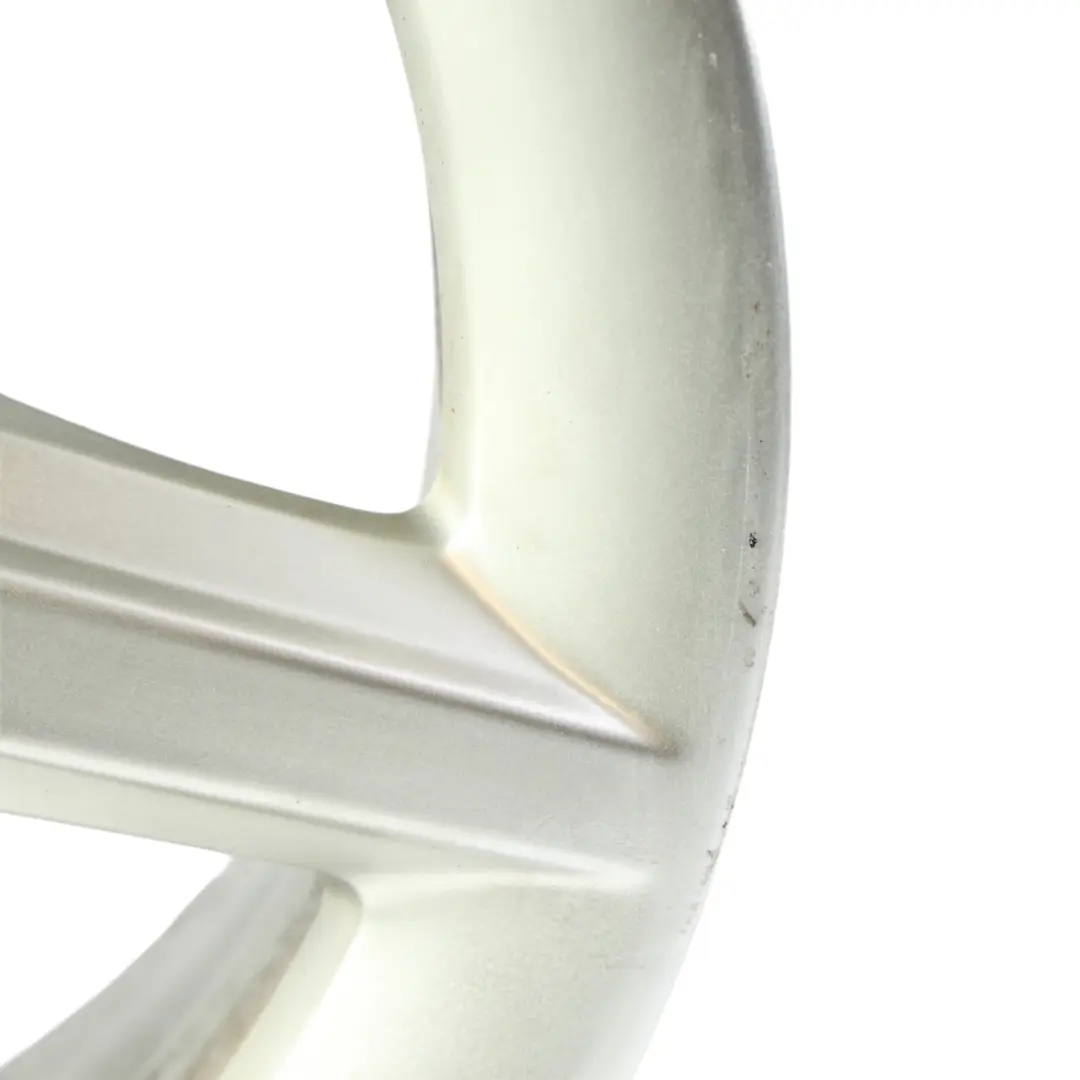 BMW F20 F21 F22 F23 Llanta Aleacion Plateada 16" 7J ET:40 Star Spoke 654 - SKU 6866302-SL2 - Número de pieza 6866302