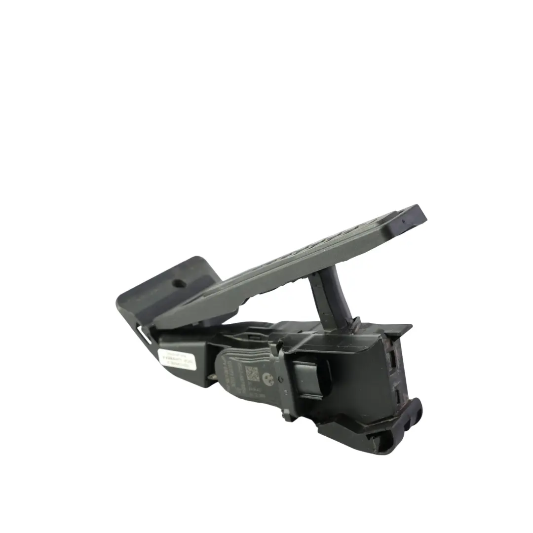 Accelerator Throttle Pedal to BMW F40 F44 G20 G21 G30 G31 G29 G01 with Part number 6871054 BMW F40 F44 G20 G21 G30 G31 G29 G01 Accelerator Throttle Pedal - SKU 6871054-1 - Part number 6871054