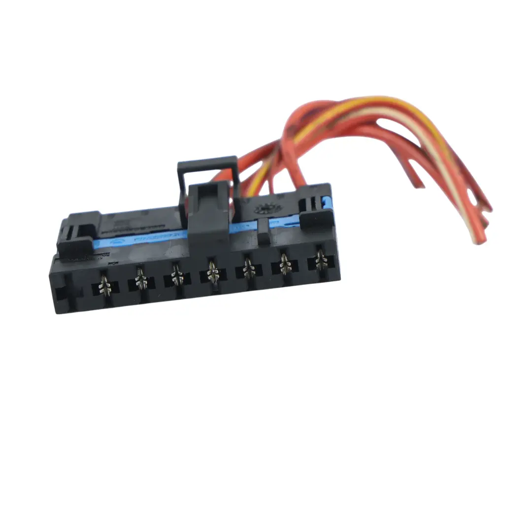 Connector Socket Plug Wire Harness Loom Wiring to BMW E64 with Part number 6900554 BMW E64 Connector Socket Plug Wire Harness Loom Wiring - SKU 6900554 - Part number 6900554