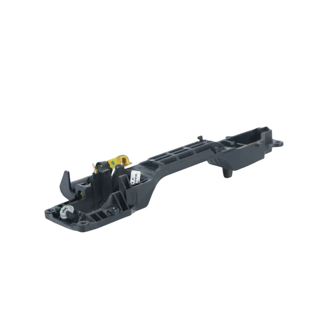 Ramka Klamki Drzwi Przednia Lewa do Toyota Yaris P9 Auris E15 o numerze 692020D010 Toyota Yaris P9 Auris E15 Ramka Klamki Drzwi Przednia Lewa - SKU 692020D010 - Numer Części 692020D010