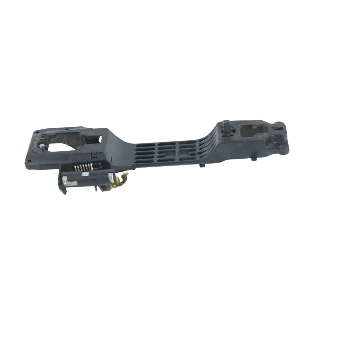 Ramka Klamki Drzwi Przednia Lewa do Toyota Yaris P9 Auris E15 o numerze 692020D010 Toyota Yaris P9 Auris E15 Ramka Klamki Drzwi Przednia Lewa - SKU 692020D010 - Numer Części 692020D010