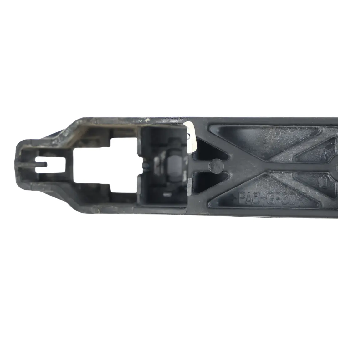 Toyota Yaris P9 Support Poignée Extérieure Porte Arrière Gauche - SKU 692040D030 - Numéro de pièce 692040D030