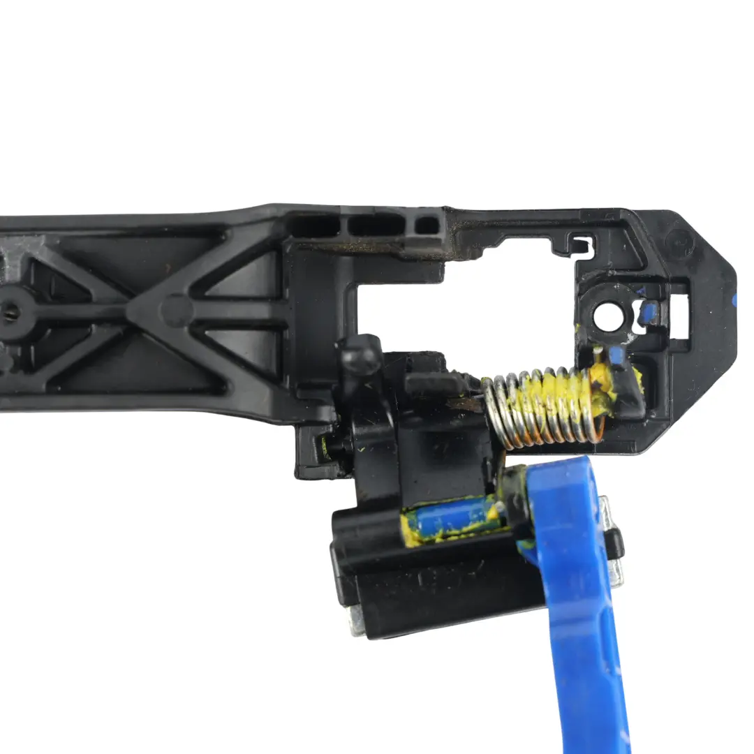 Toyota Yaris P9 Support Poignée Extérieure Porte Arrière Gauche - SKU 692040D030 - Numéro de pièce 692040D030