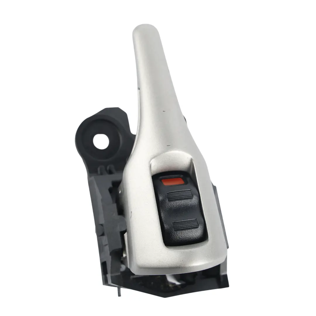 Poignée Porte Intérieure Avant Droite Argent pour Toyota Auris E15 à propos du numéro de pièce 6920502120B1 Toyota Auris E15 Poignée Porte Intérieure Avant Droite Argent - SKU 6920502120B1 - Numéro de pièce 6920502120B1