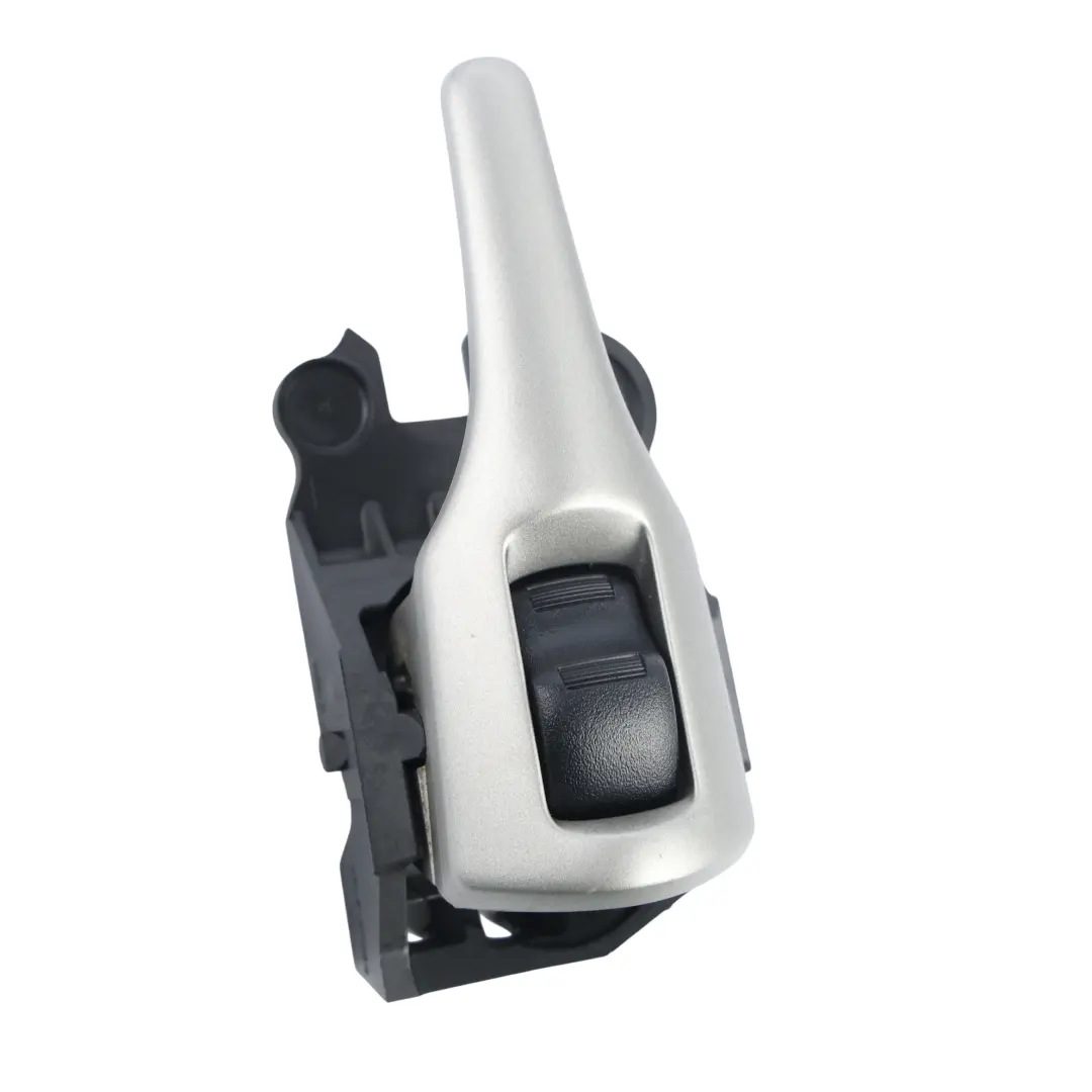 Maniglia Interna Porta Anteriore Argento Sinistra per Toyota Auris E15 con numero di parte 6920602120B1 Toyota Auris E15 Maniglia Interna Porta Anteriore Argento Sinistra - SKU 6920602120B1 - Numero di parte 6920602120B1