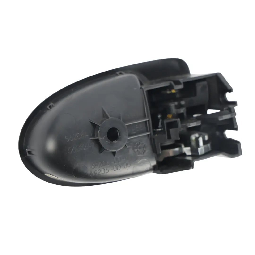 Boîtier Poignée Porte Intérieure Gauche 69206-0D90 pour Toyota Yaris P9 à propos du numéro de pièce 692060D90 Toyota Yaris P9 Boîtier Poignée Porte Intérieure Gauche 69206-0D90 - SKU 692060D90 - Numéro de pièce 692060D90