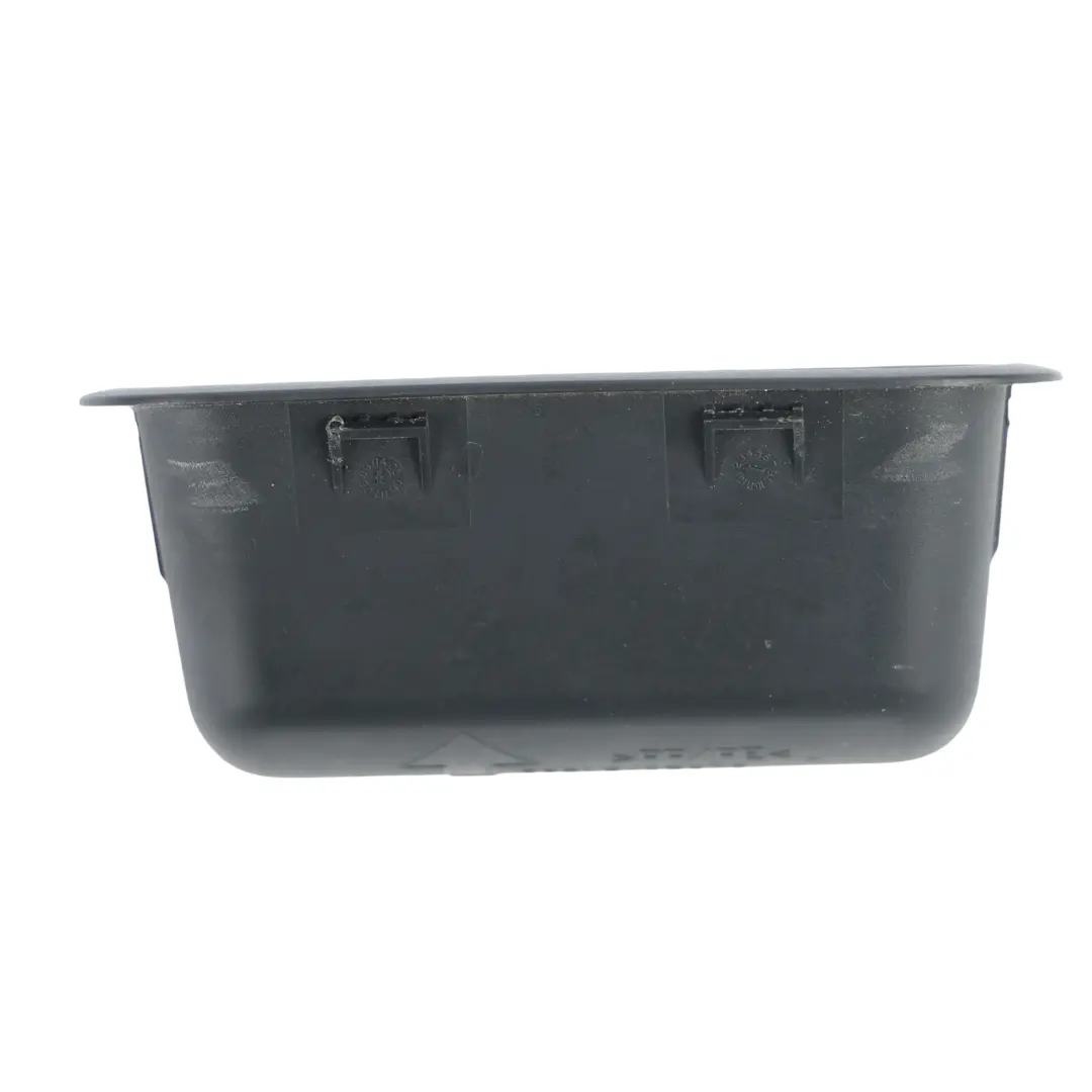 Toyota Auris E15 Poignée Hayon Coffre Garniture Cache Panneau - SKU 6921202070 - Numéro de pièce 6921202070