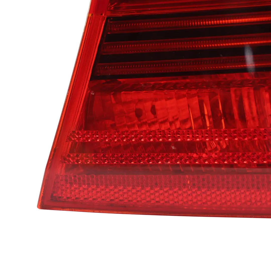 Lampa Tylna Prawa Tył Prawy do BMW E90 o numerze 6937458 BMW E90 Lampa Tylna Prawa Tył Prawy - SKU 6937458-1 - Numer Części 6937458