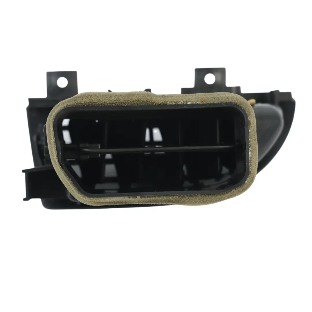 Griglia Aerazione Pannello Sinistra Grigio Basalto per BMW E60 E61 con numero di parte 6954593 BMW E60 E61 Griglia Aerazione Pannello Sinistra Grigio Basalto - SKU 6954593 - Numero di parte 6954593