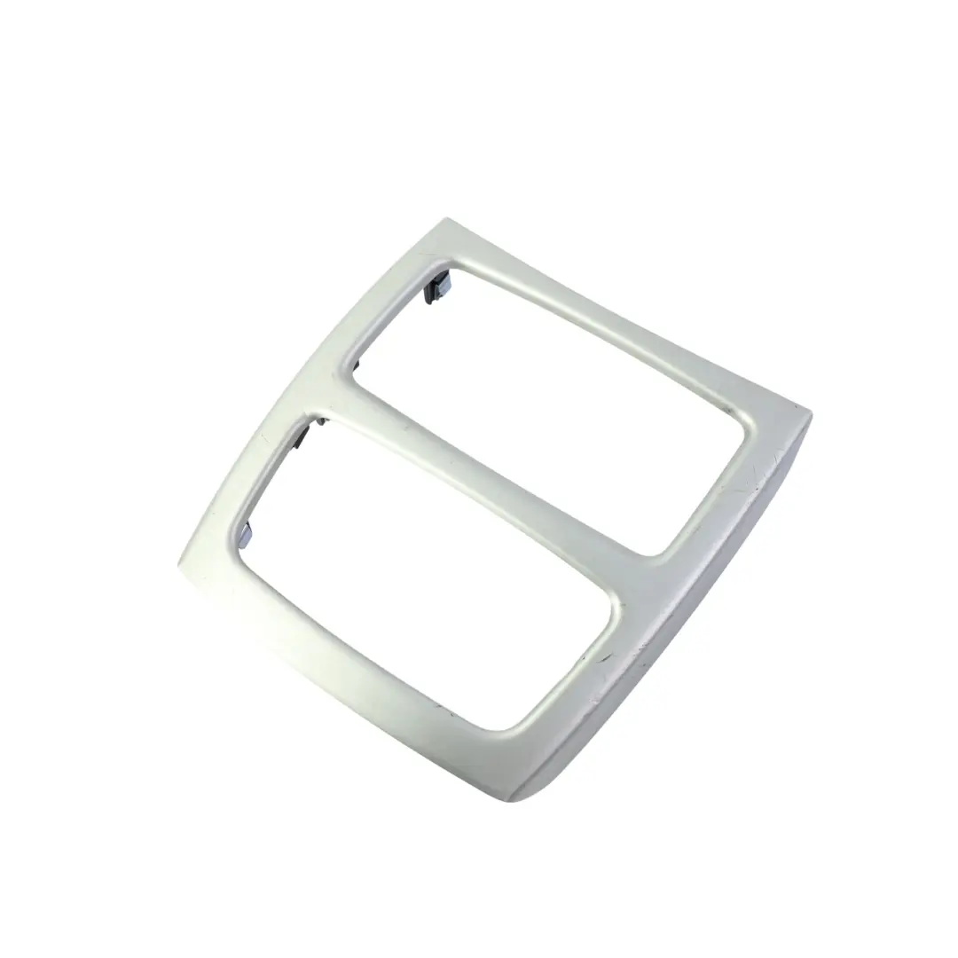 Panel Osłona Konsoli Środkowej Listwa Ozdobna Srebrna do BMW E93 o numerze 6960676 BMW E93 Panel Osłona Konsoli Środkowej Listwa Ozdobna Srebrna - SKU 6960676 - Numer Części 6960676