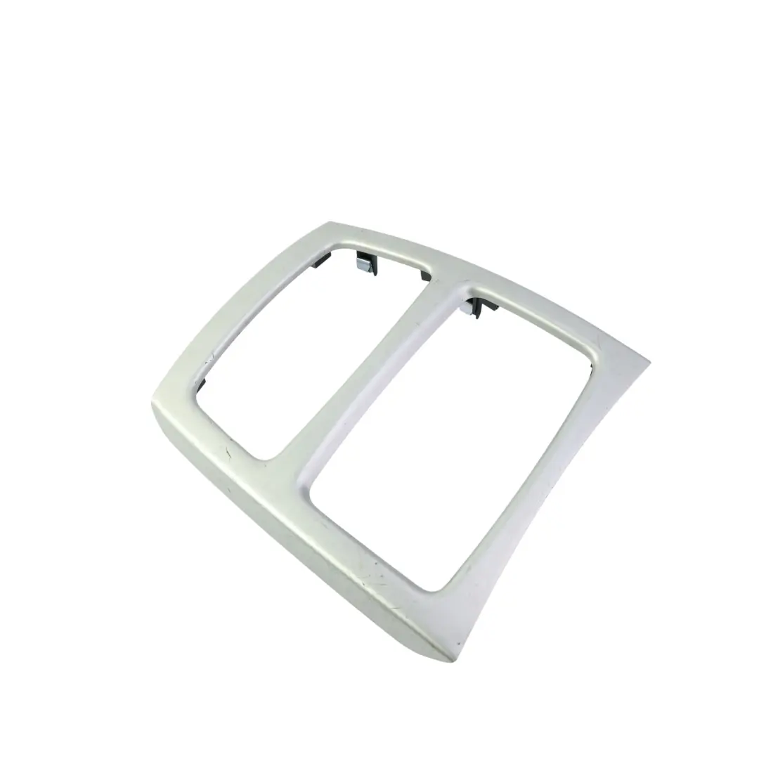 BMW E93 Embellecedor Consola Central Panel Marco Plateado - SKU 6960676 - Número de pieza 6960676