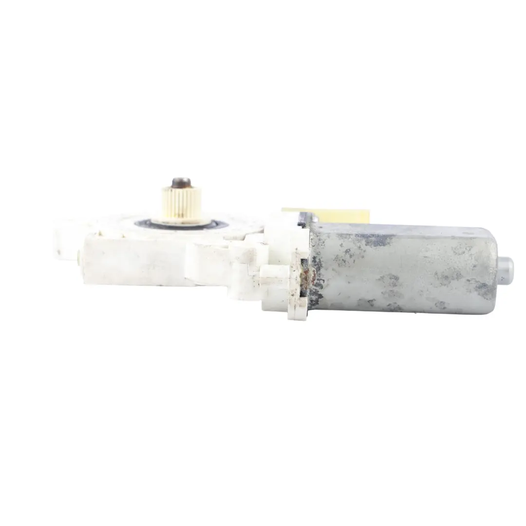 Motore Alzacristallo Elettrico Anteriore Destro per BMW E81 E82 E88 con numero di parte 6978846 BMW E81 E82 E88 Motore Alzacristallo Elettrico Anteriore Destro - SKU 6978846-4 - Numero di parte 6978846