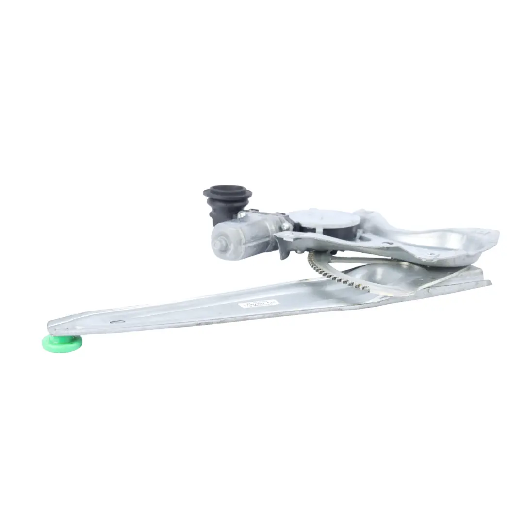 Elevalunas Manual Trasero Derecho para Toyota Auris E15 con número de pieza 6983002240 Toyota Auris E15 Elevalunas Manual Trasero Derecho - SKU 6983002240 - Número de pieza 6983002240