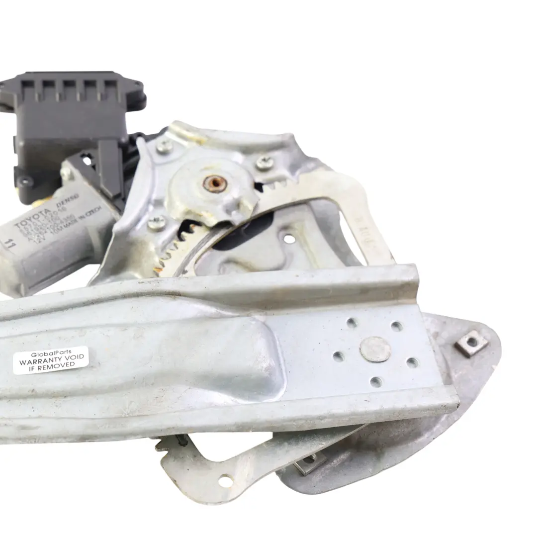 Toyota Avensis T270 Moteur Lève-Vitre Arrière Gauche - SKU 6984005130 - Numéro de pièce 6984005130