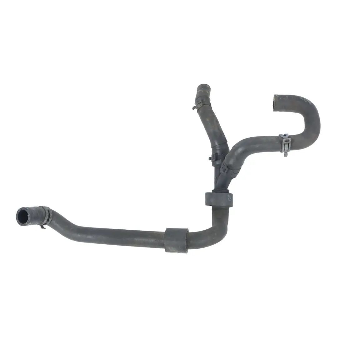 Tubo Flessibile Refrigerante 1.2 TSI CJZC 6C0122051AE per Volkswagen Polo 6C con numero di parte 6C0122051AF Volkswagen Polo 6C Tubo Flessibile Refrigerante 1.2 TSI CJZC 6C0122051AE - SKU 6C0122051AF - Numero di parte 6C0122051AF